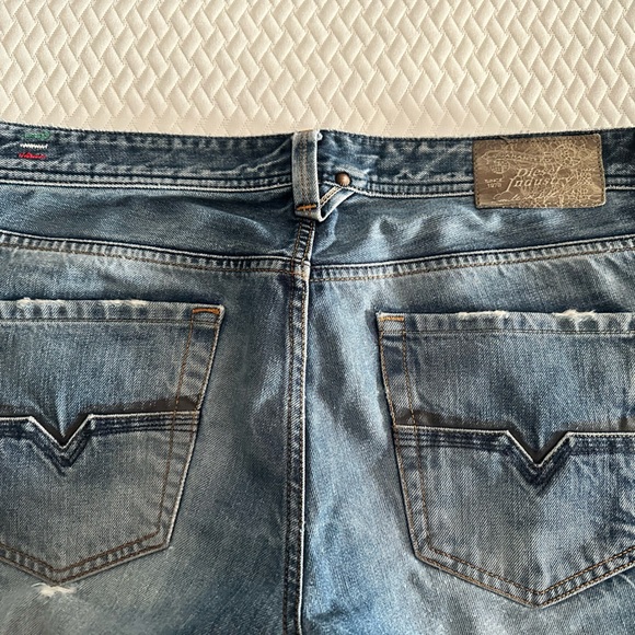 Diesel Industry Larkee “Made in Italy” Denim Jeans - Picture 5 of 5